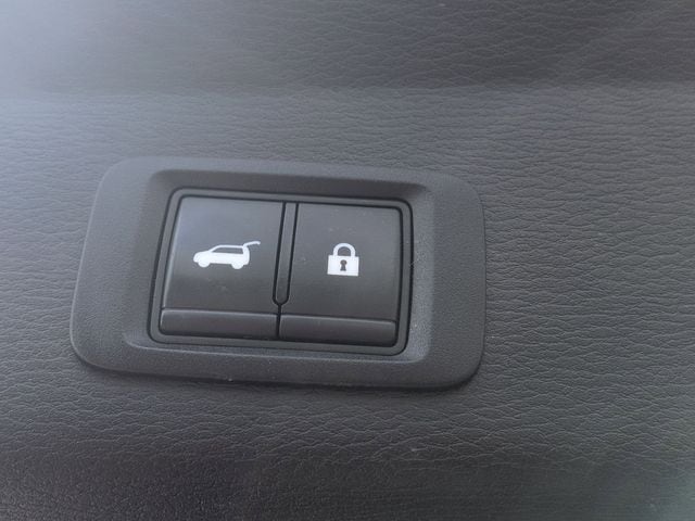 2023 Mitsubishi Outlander SE - Photo 25