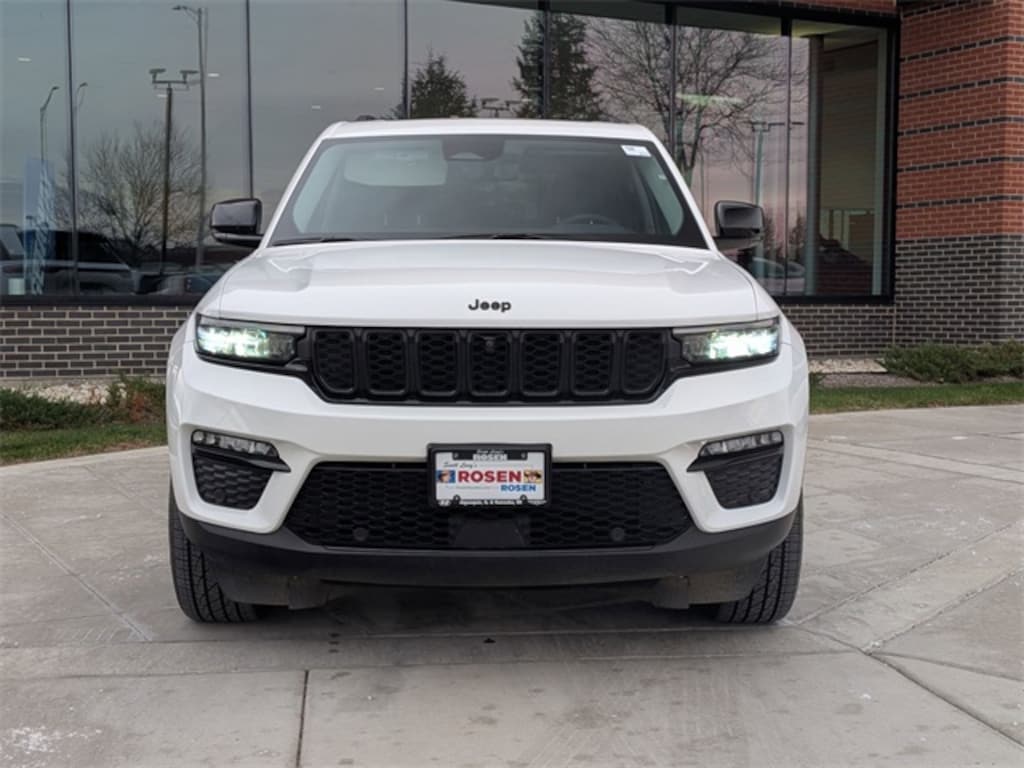 Used 2023 Jeep Grand Cherokee Limited SUV