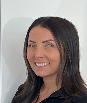 Staff member Monika Krysinska from ID_1160343d7e4b