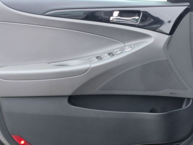 2013 Hyundai Sonata Limited - Photo 13