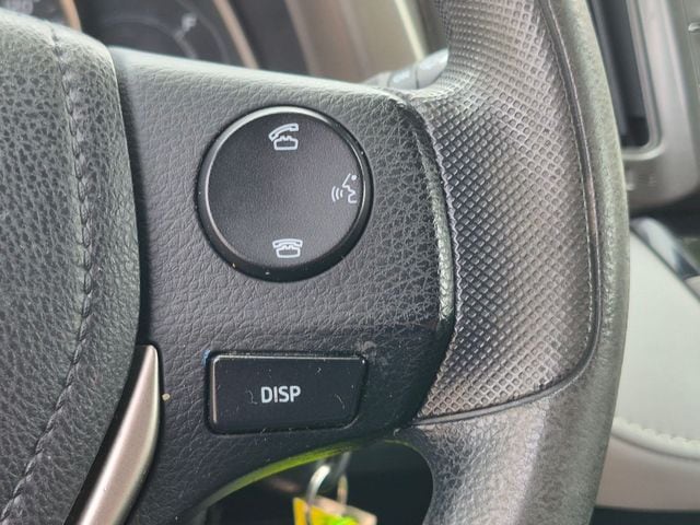 2015 Toyota RAV4 XLE - Photo 14