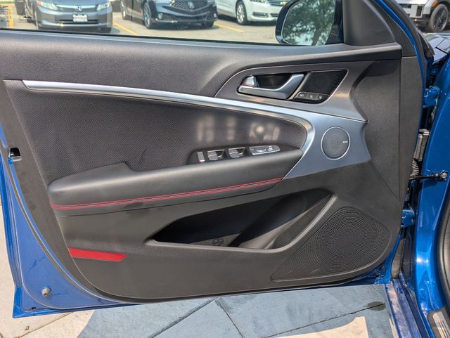 2025 GENESIS G70 Standard - Photo 12