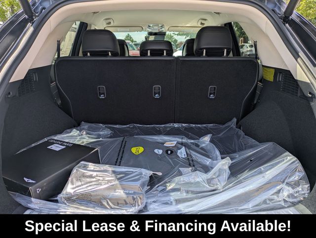 2026 GENESIS GV70 Standard - Photo 24