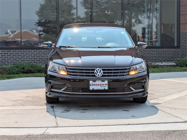 Used 2016 Volkswagen Passat S with VIN 1VWAT7A38GC027305 for sale in Algonquin, IL