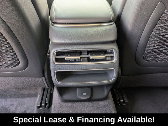 2026 GENESIS GV70 Standard - Photo 23