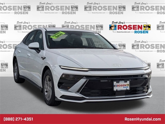 2025 Hyundai Sonata SE's photo