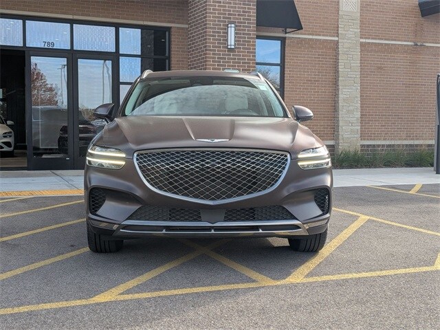 2023 Genesis GV70 2.5T Advanced photo 2