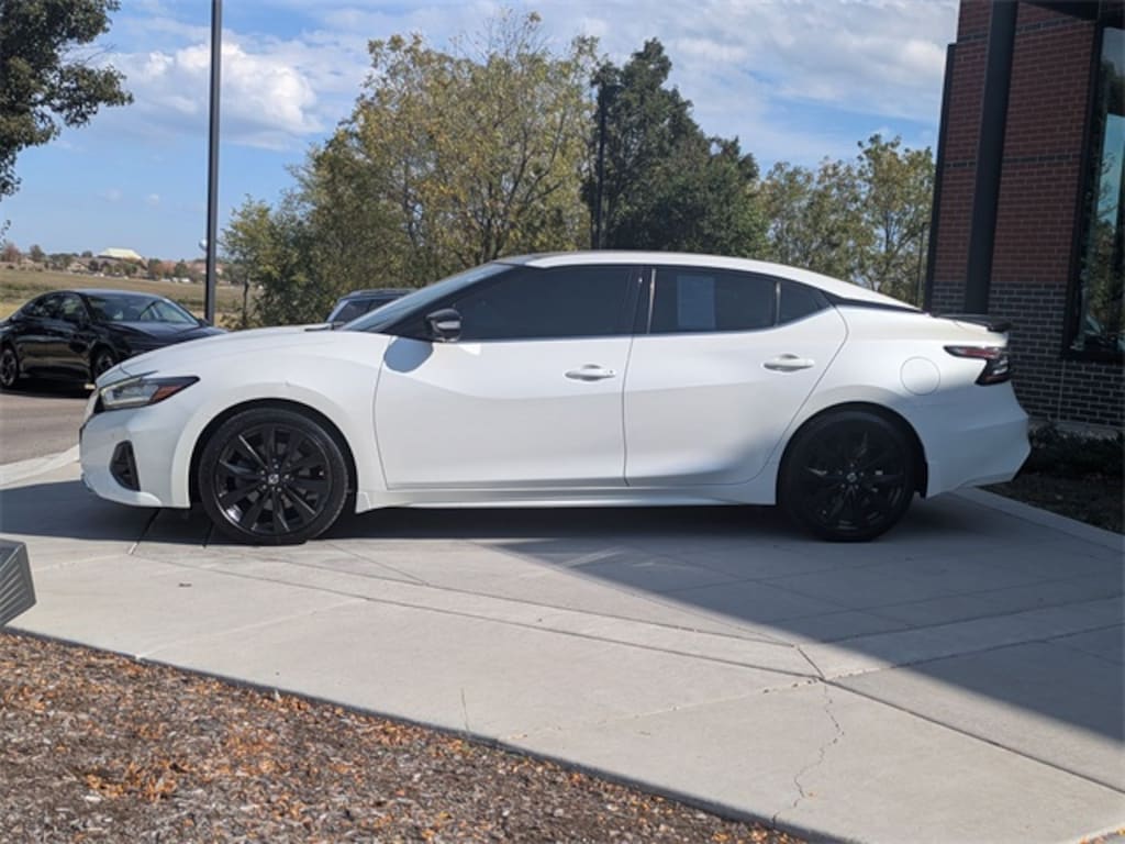 Used 2020 Nissan Maxima SR Sedan