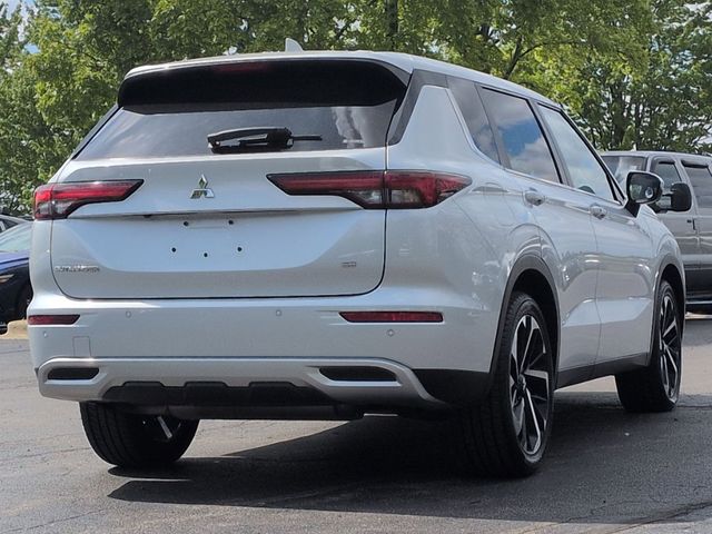 2023 Mitsubishi Outlander SE - Photo 7