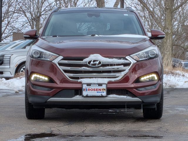 Used 2017 Hyundai Tucson Limited with VIN KM8J33A28HU377530 for sale in Algonquin, IL