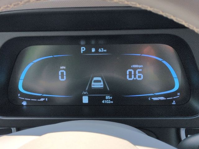 2025 Hyundai Elantra SEL - Photo 13