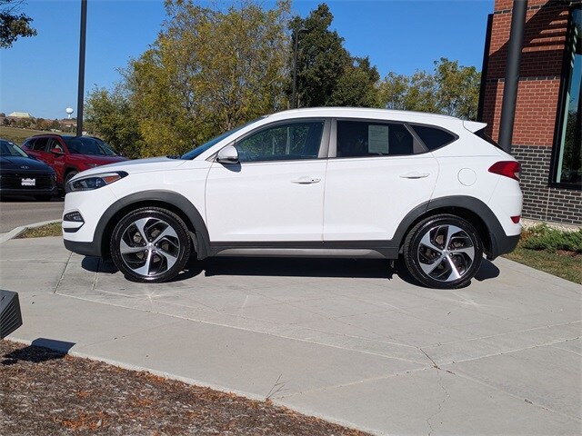2016 Hyundai Tucson Sport photo 3