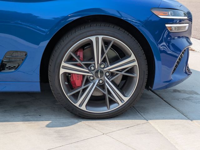 2025 GENESIS G70 Standard - Photo 9