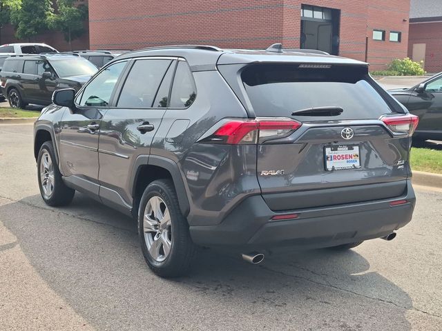2023 Toyota RAV4 XLE - Photo 5
