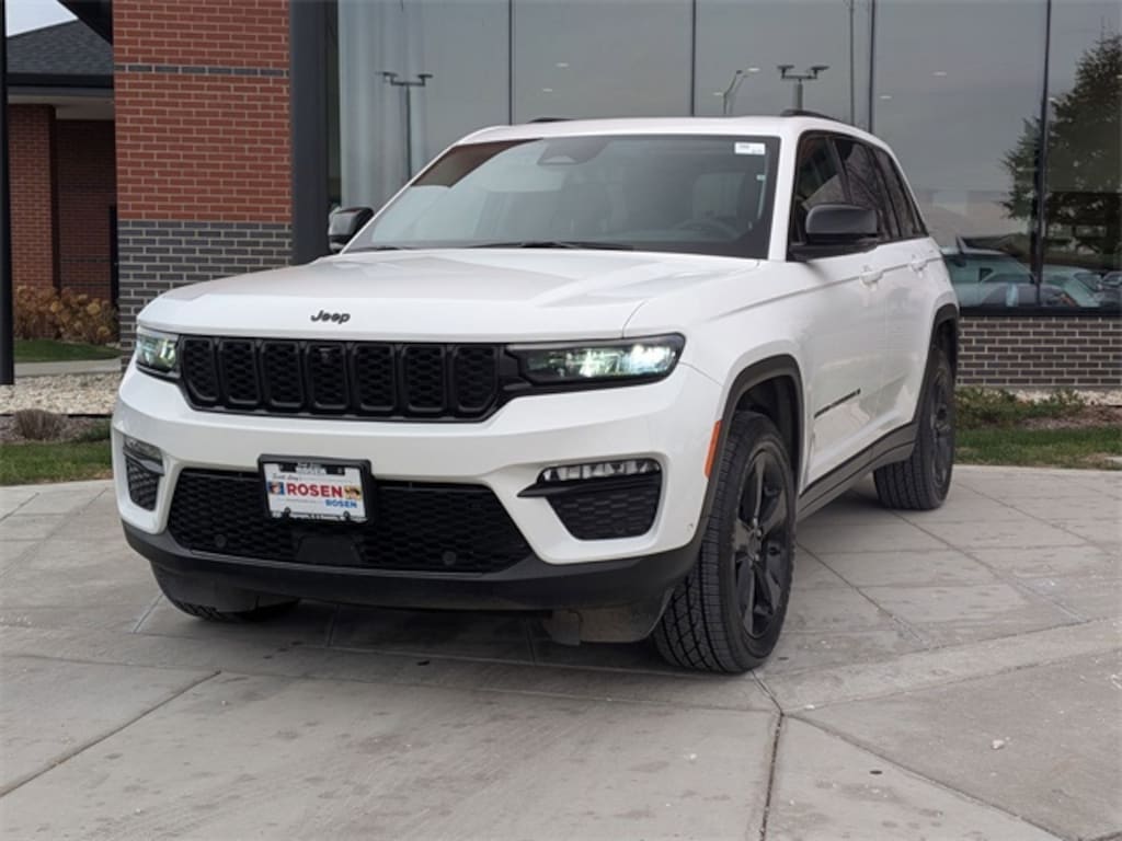Used 2023 Jeep Grand Cherokee Limited SUV