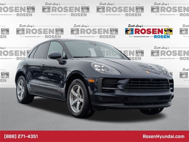 2021 Porsche Macan Base's photo