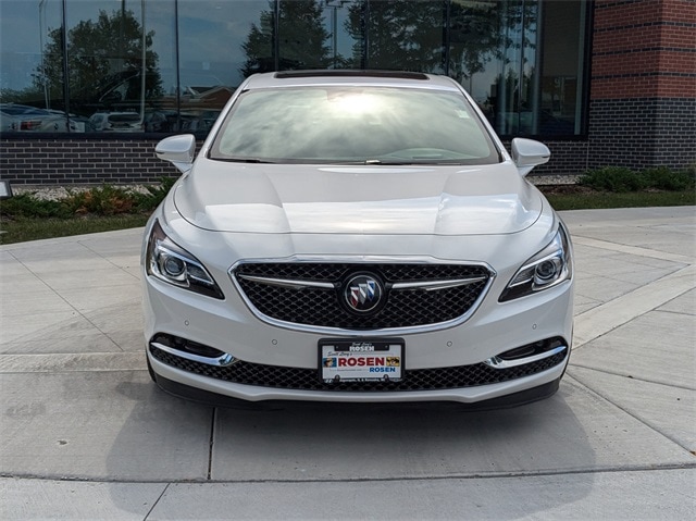 Used 2019 Buick LaCrosse Avenir with VIN 1G4ZV5SS4KU100694 for sale in Algonquin, IL