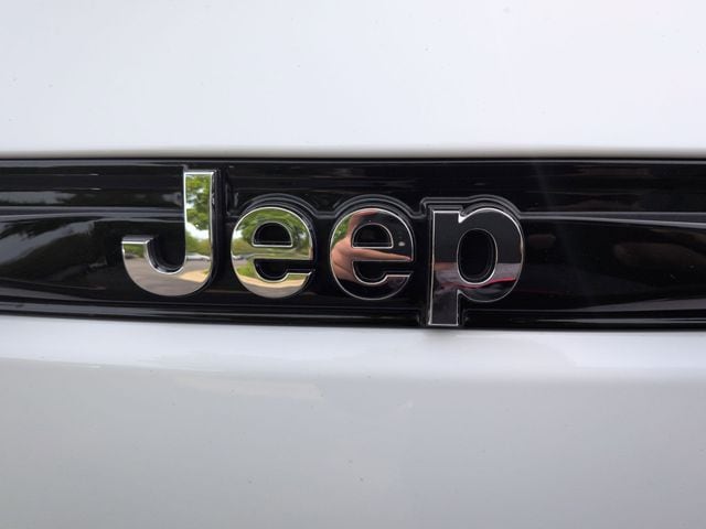 2022 Jeep Grand Cherokee Overland - Photo 27