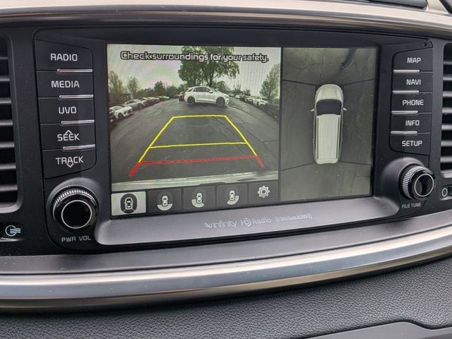 2017 Kia Sorento SXL - Photo 19