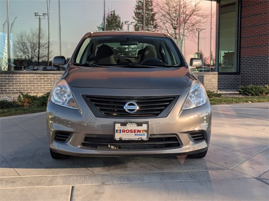 Used 2014 Nissan Versa 1.6 S Plus Sedan