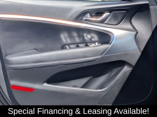 2026 GENESIS G70 Standard - Photo 12