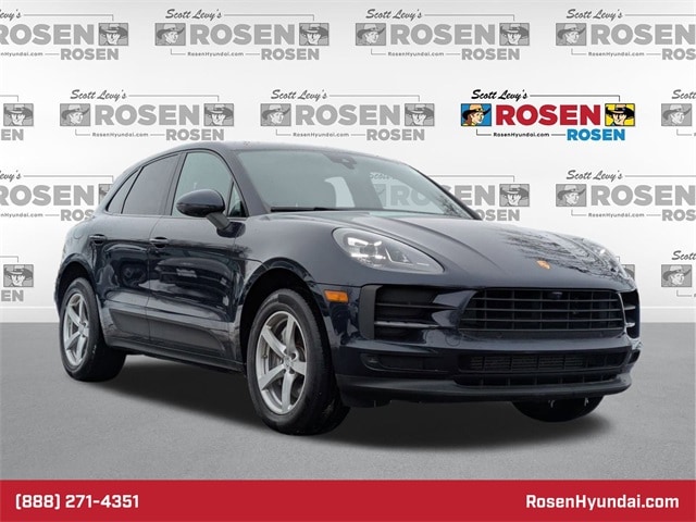 2021 Porsche Macan Base
