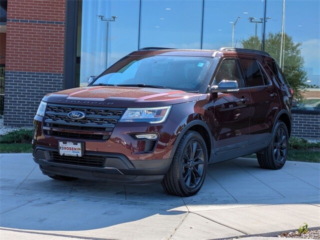 2018 Ford Explorer XLT photo 3