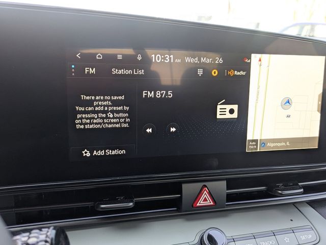 2025 Hyundai Elantra Limited - Photo 16