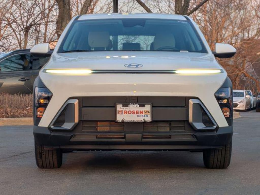 New 2026 Hyundai Kona SE FWD SUV