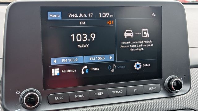 2023 Hyundai Kona SEL - Photo 17
