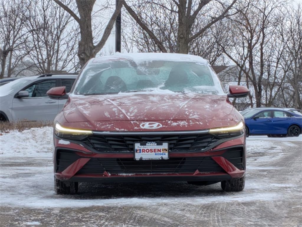 Certified 2024 Hyundai Elantra SE Sedan