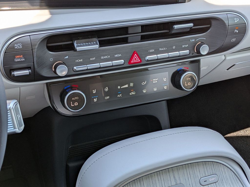 2026 Hyundai Palisade Calligraphy - Photo 21