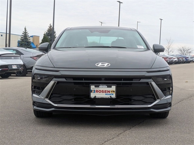 Certified 2024 Hyundai Sonata Hybrid Limited with VIN KMHL54JJ1RA092266 for sale in Kenosha, WI