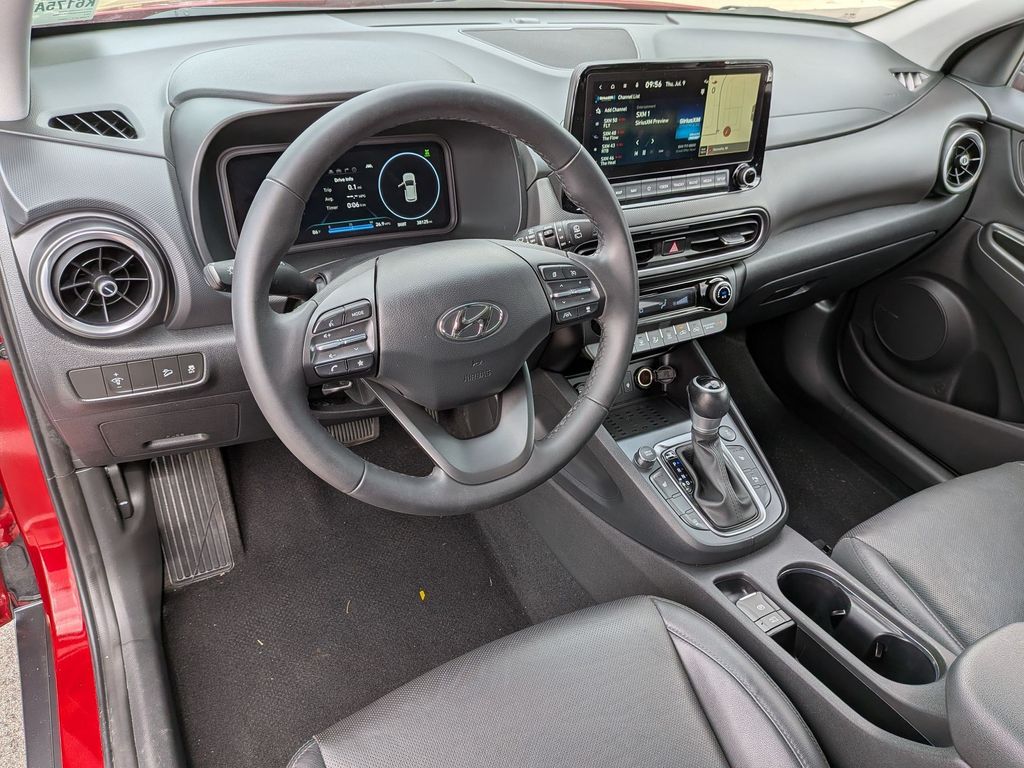 2023 Hyundai Kona Limited - Photo 10