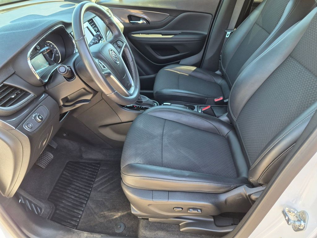 2022 Buick Encore Preferred - Photo 10