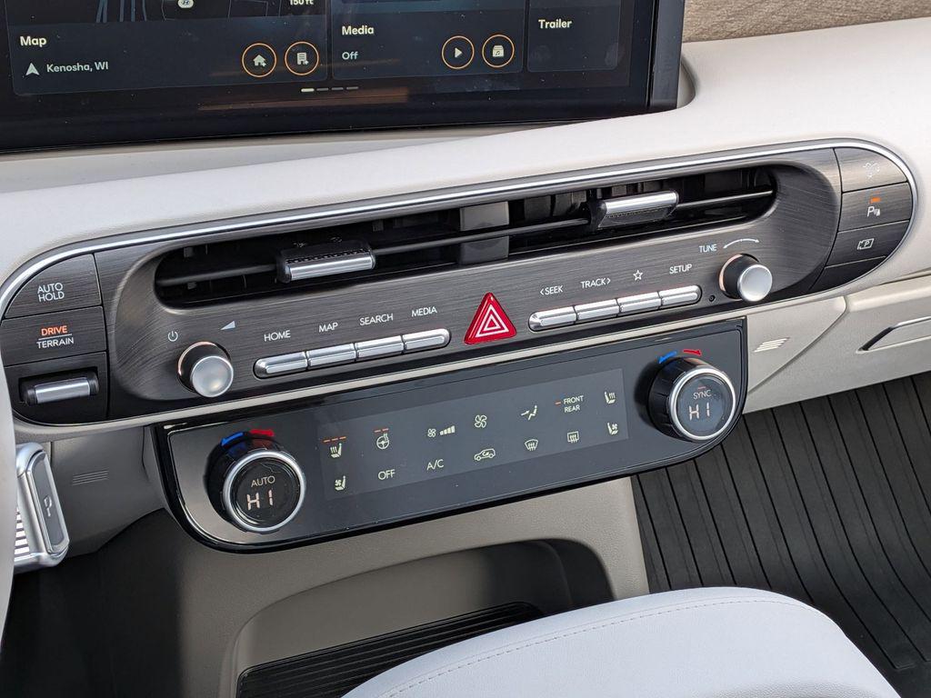 2026 Hyundai Palisade Limited - Photo 21
