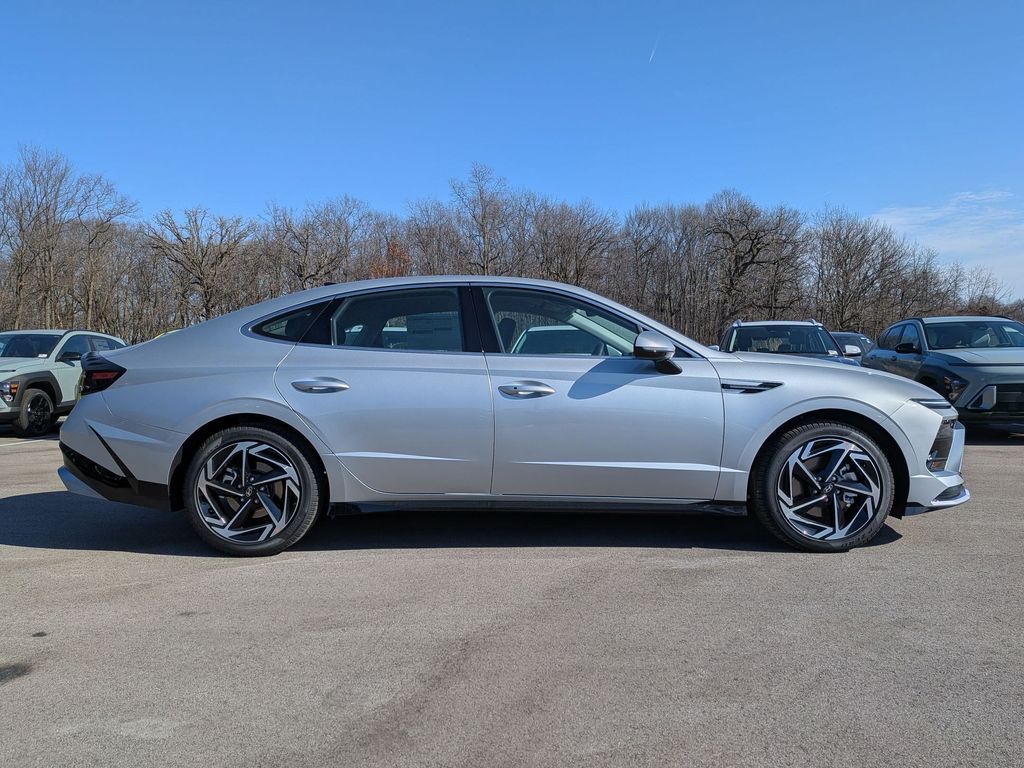 2026 Hyundai Sonata SEL - Photo 8