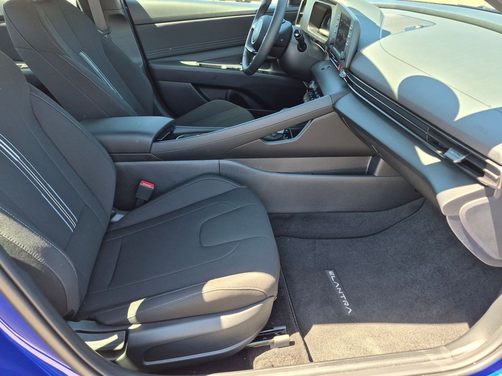 2026 Hyundai Elantra SEL - Photo 26
