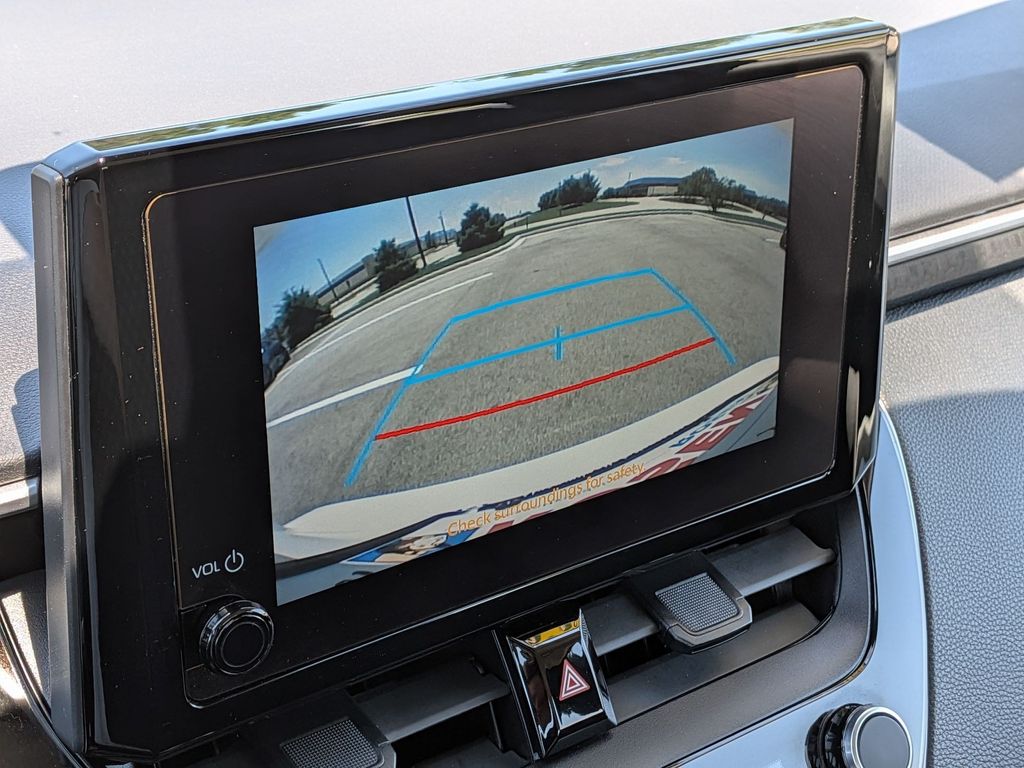 2023 Toyota Corolla LE - Photo 17