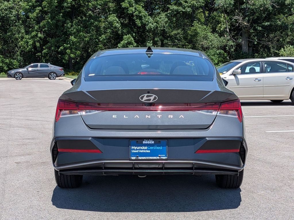 2024 Hyundai Elantra SEL - Photo 6