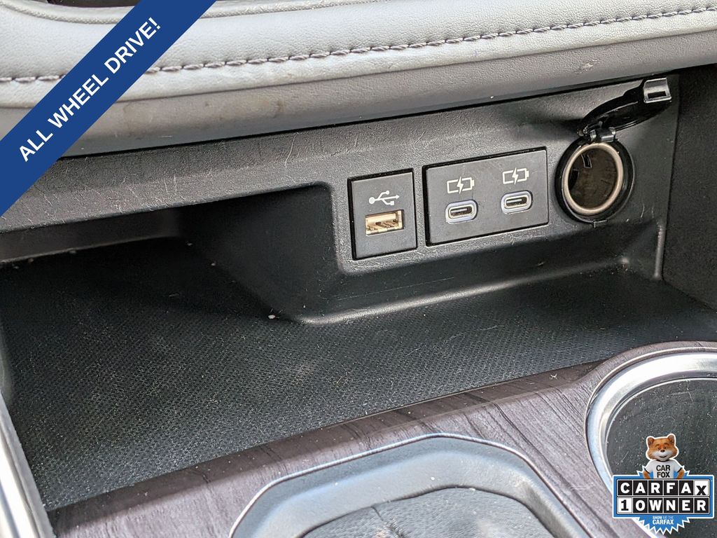 2023 Toyota Highlander Limited - Photo 21