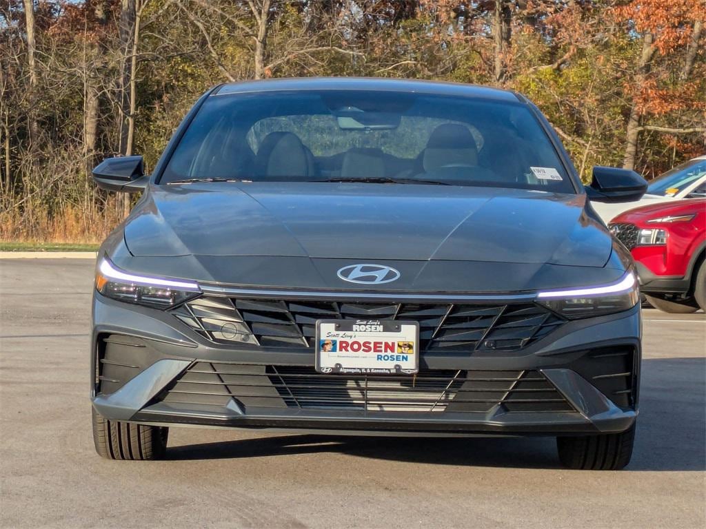 New 2025 Hyundai Elantra SEL Sport Sedan
