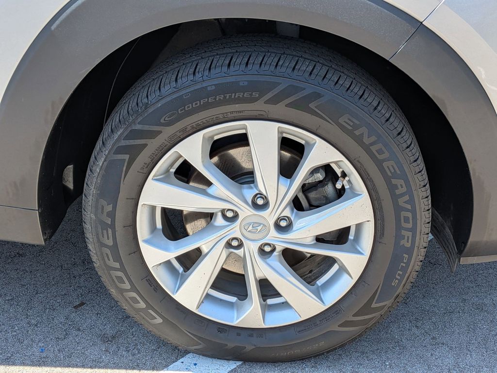 2020 Hyundai Tucson Value - Photo 9