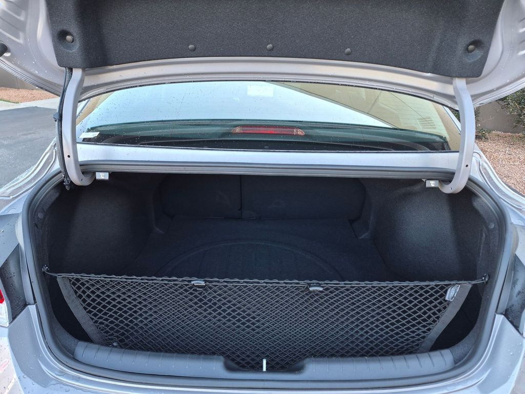 2025 Hyundai Elantra SEL - Photo 24
