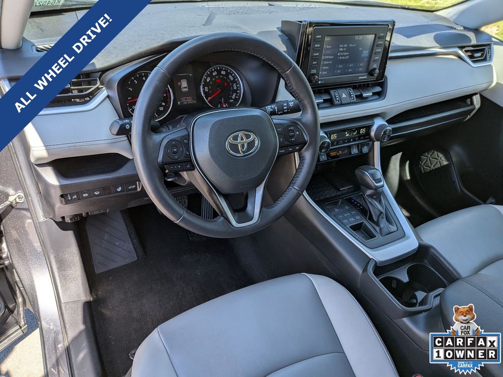 2021 Toyota RAV4 XLE Premium - Photo 10