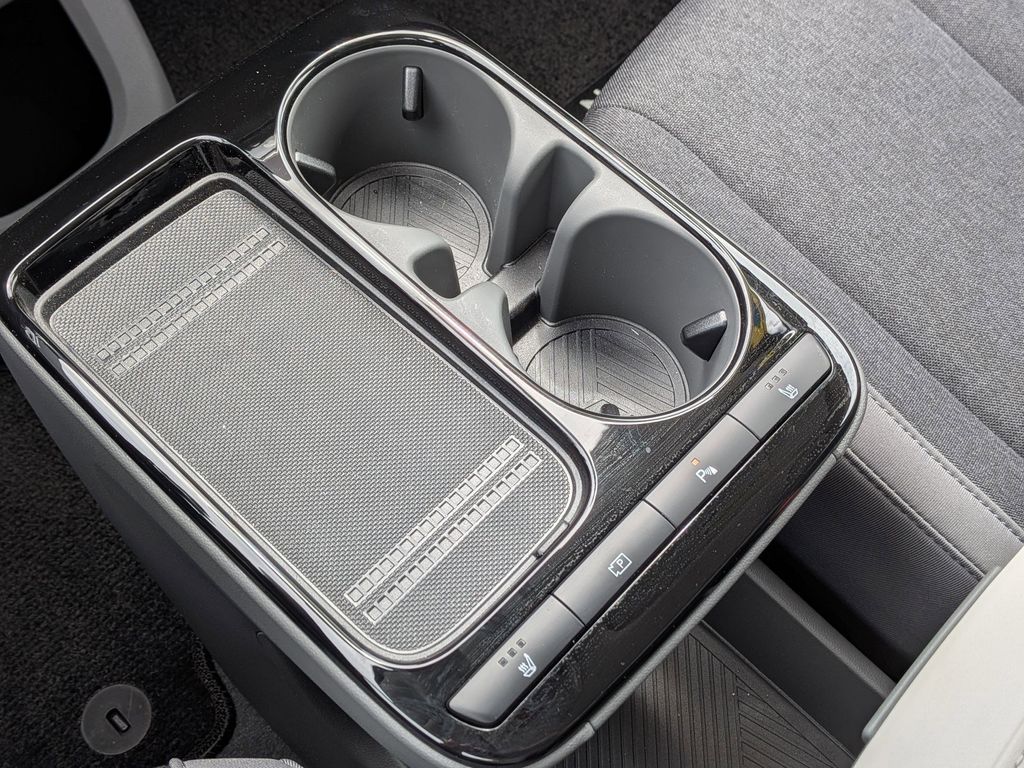 2026 Hyundai IONIQ 5 SE - Photo 22