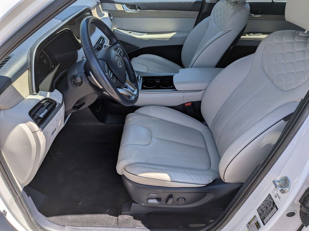 2022 Hyundai Palisade Limited - Photo 11