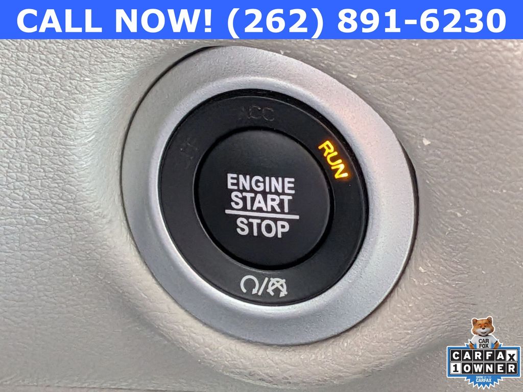 2024 Chrysler Pacifica Touring L - Photo 16