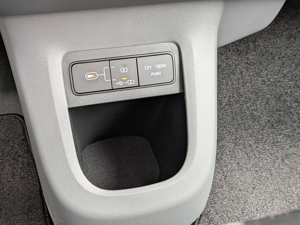 2026 Hyundai IONIQ 5 SE - Photo 21