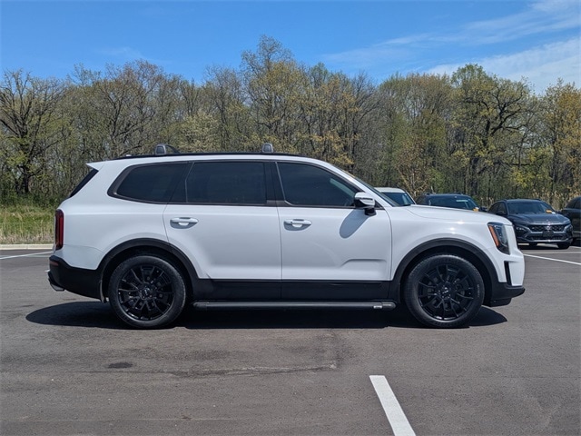 Used 2022 Kia Telluride SX with VIN 5XYP5DHC0NG217426 for sale in Kenosha, WI